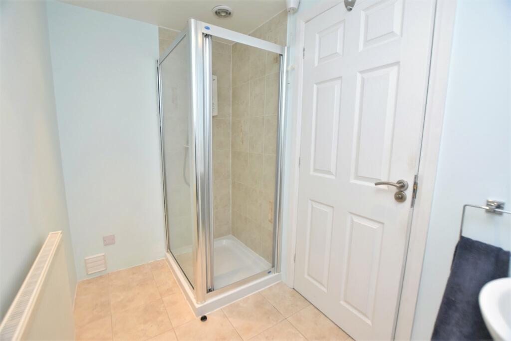 Ground Floor Shower