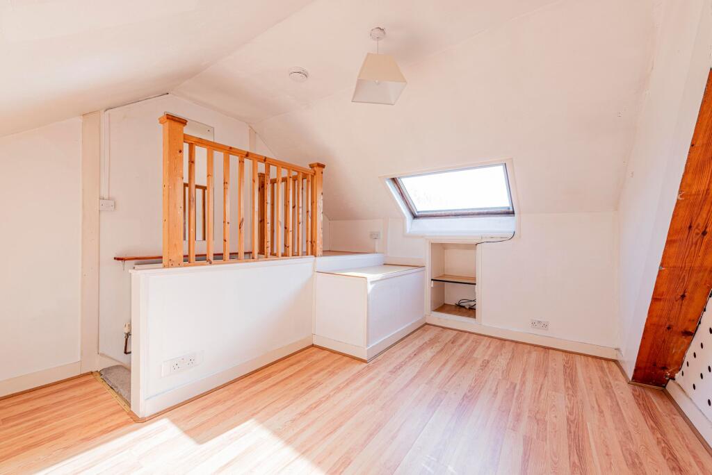 Bedroom Three (2)