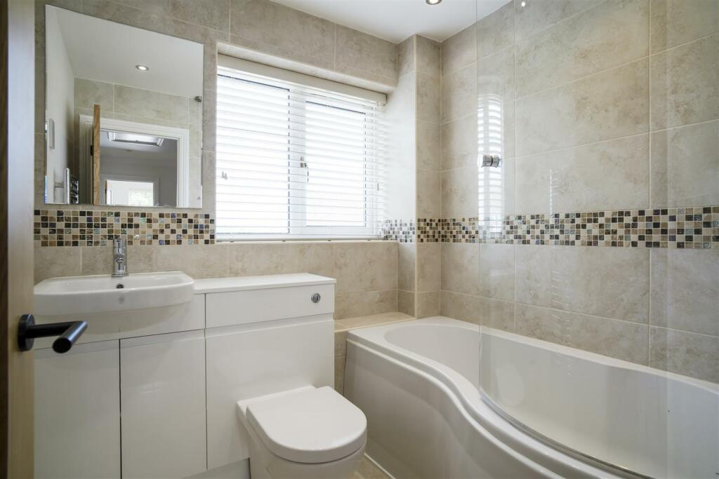 Woolpack Cottages 317876 14.jpg