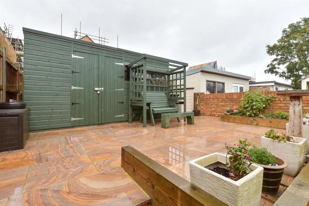 Workshop/Outbuildings