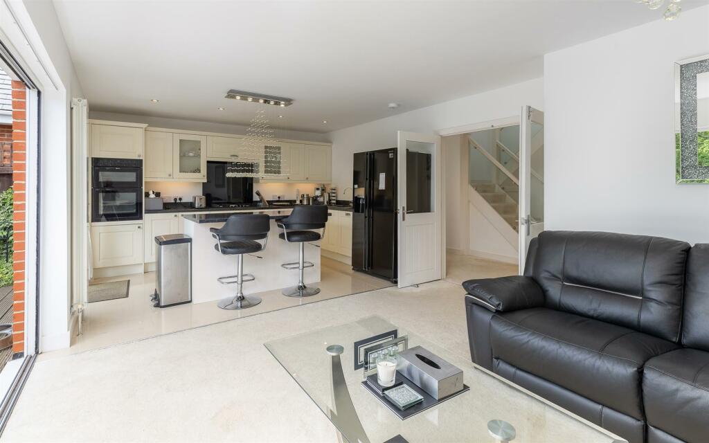 Kitchen/Living Room