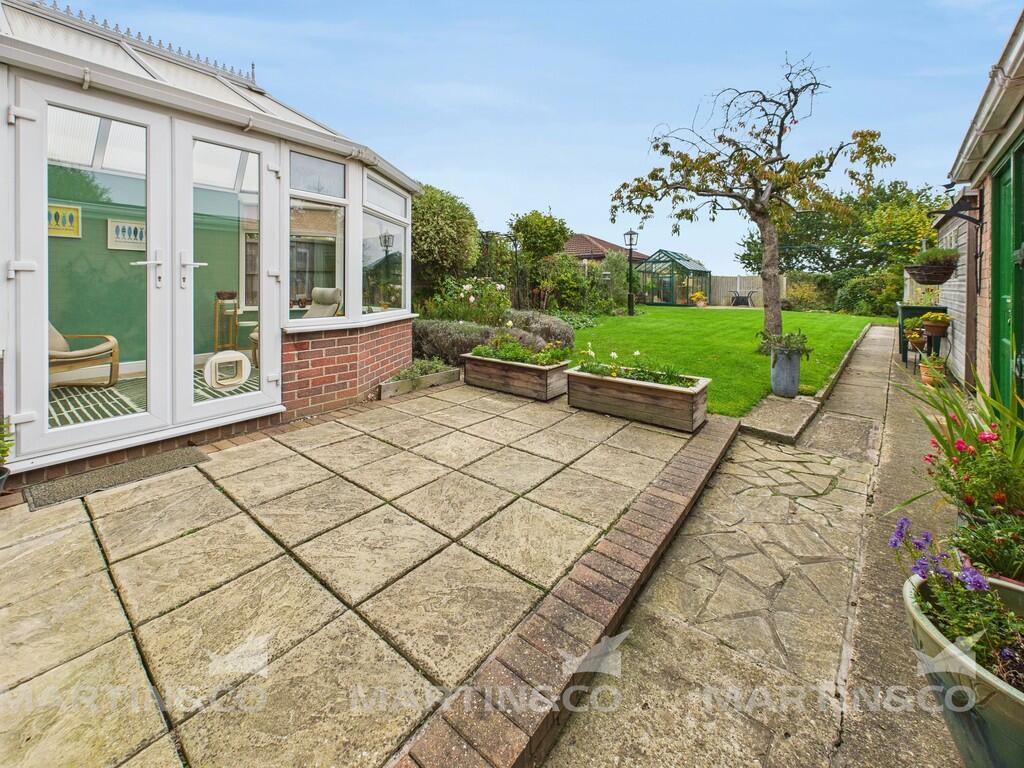 CAM02406G0-PR0522...