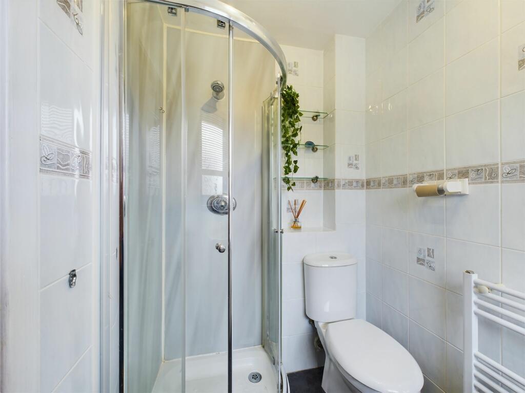 En Suite 1