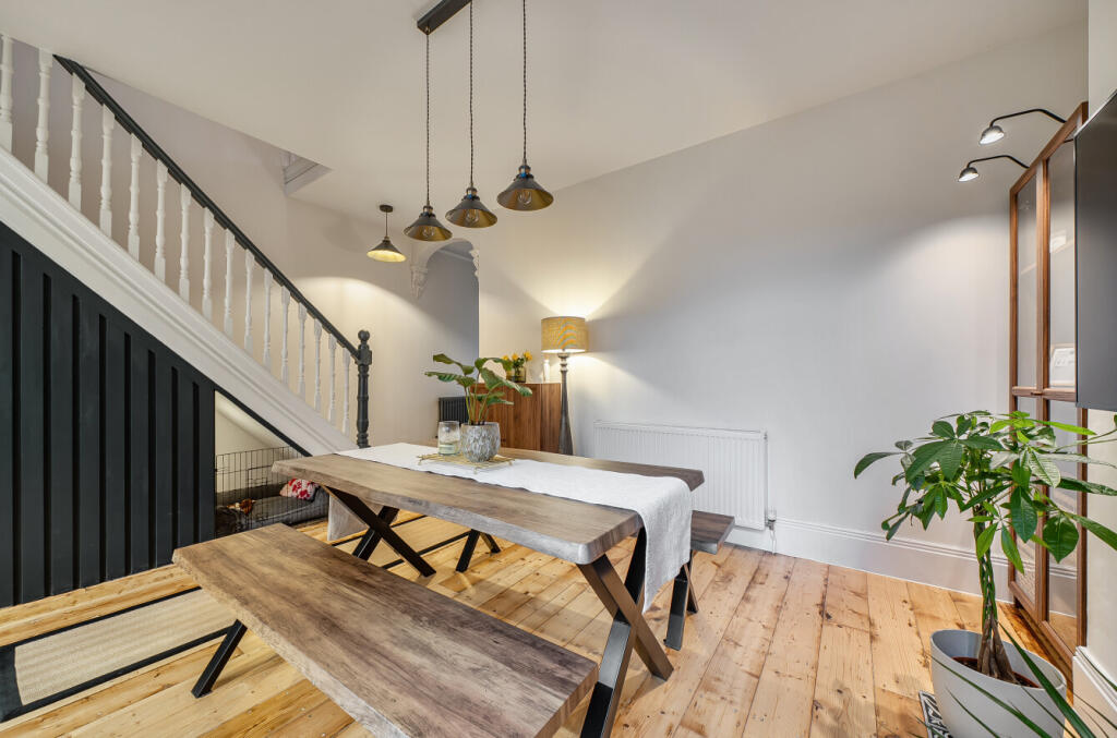 Abbotsbury Road, Newton Abbot, Devon