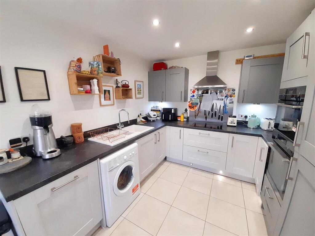 Kitchen dining room 3 new.jpg