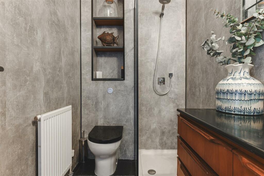 6a Median Road-4.jpg