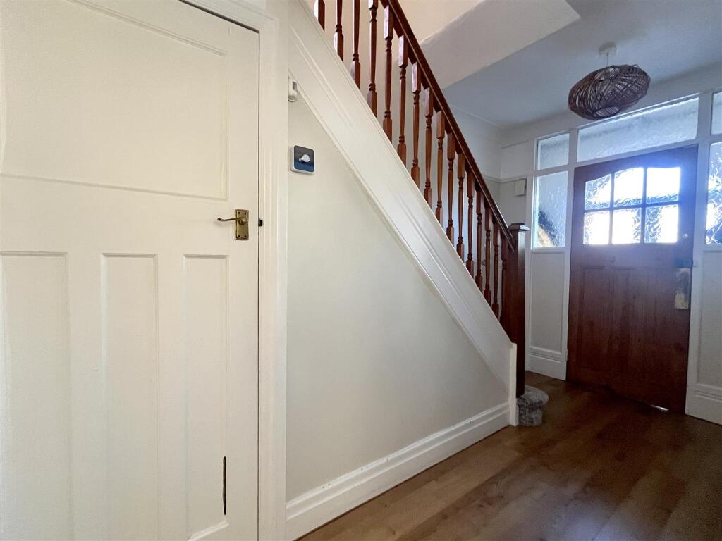 Entrance Hall Aspect 2