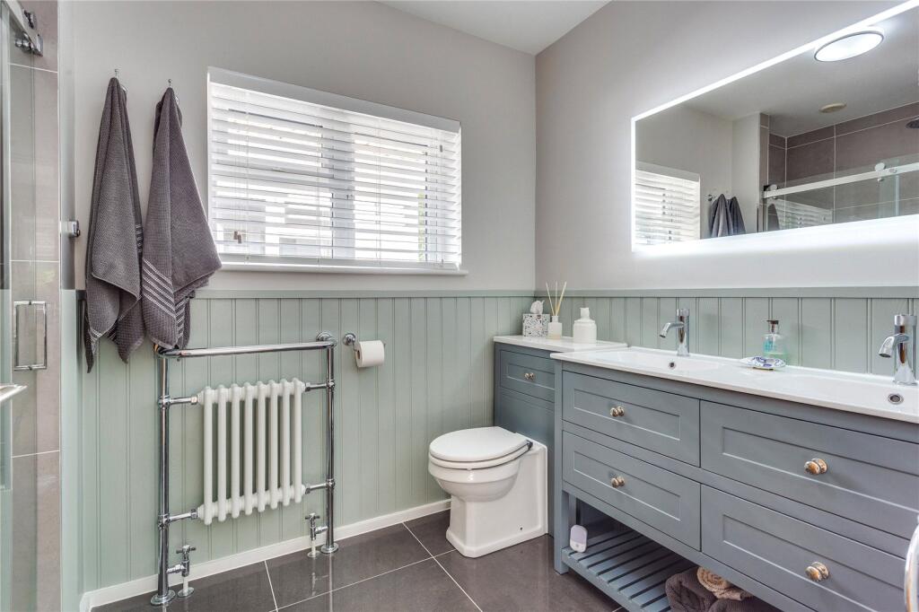 Primary Ensuite