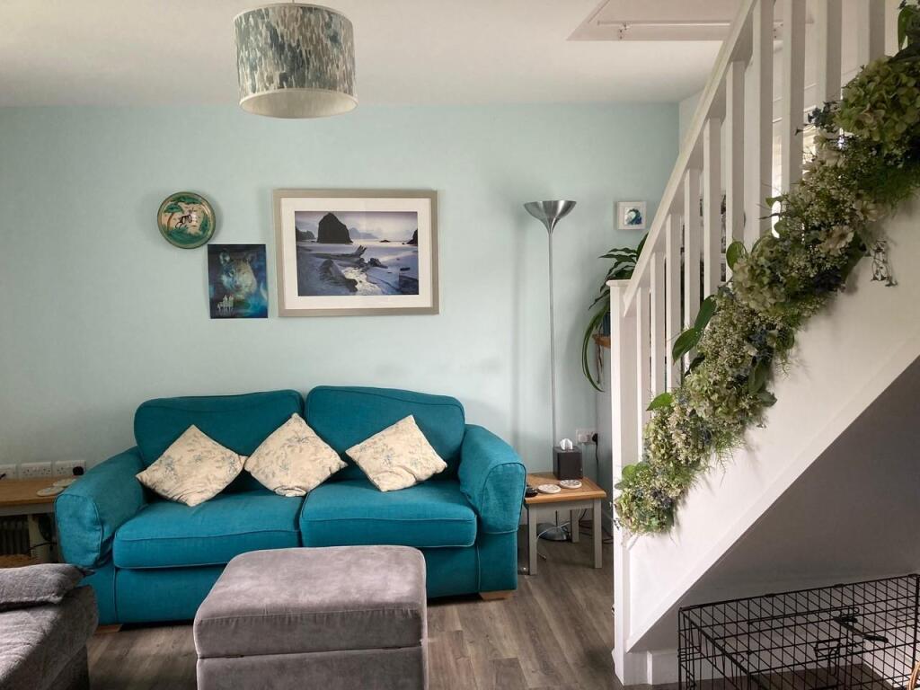 living room 2.jpg