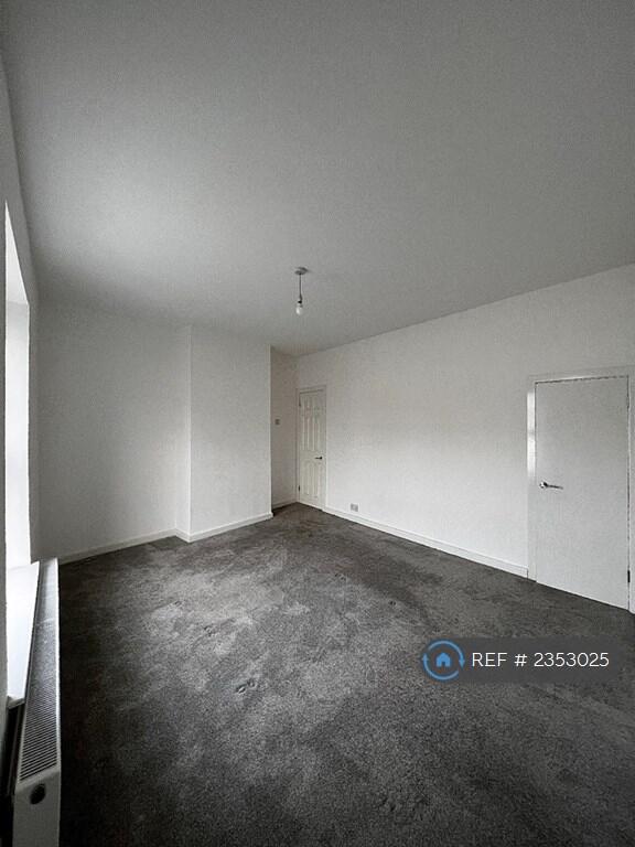 2nd Floor Large Double Bedroom