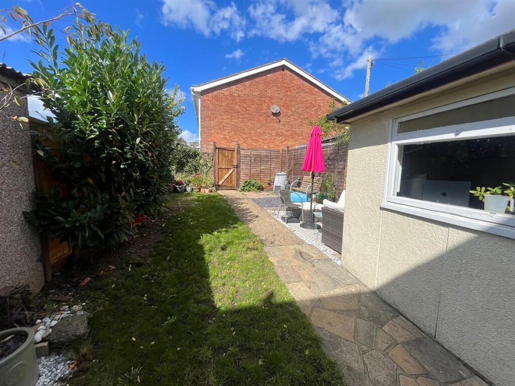 WhatsApp Image 2025-09-22 at 13.54.33.jpeg