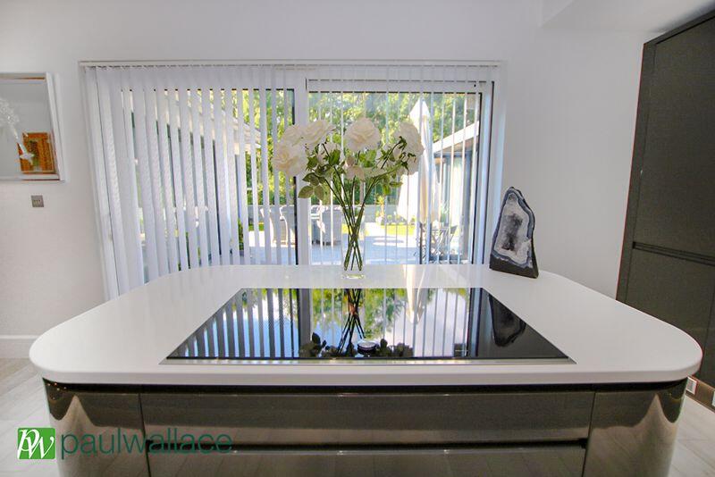 Kitchen Island with Hob