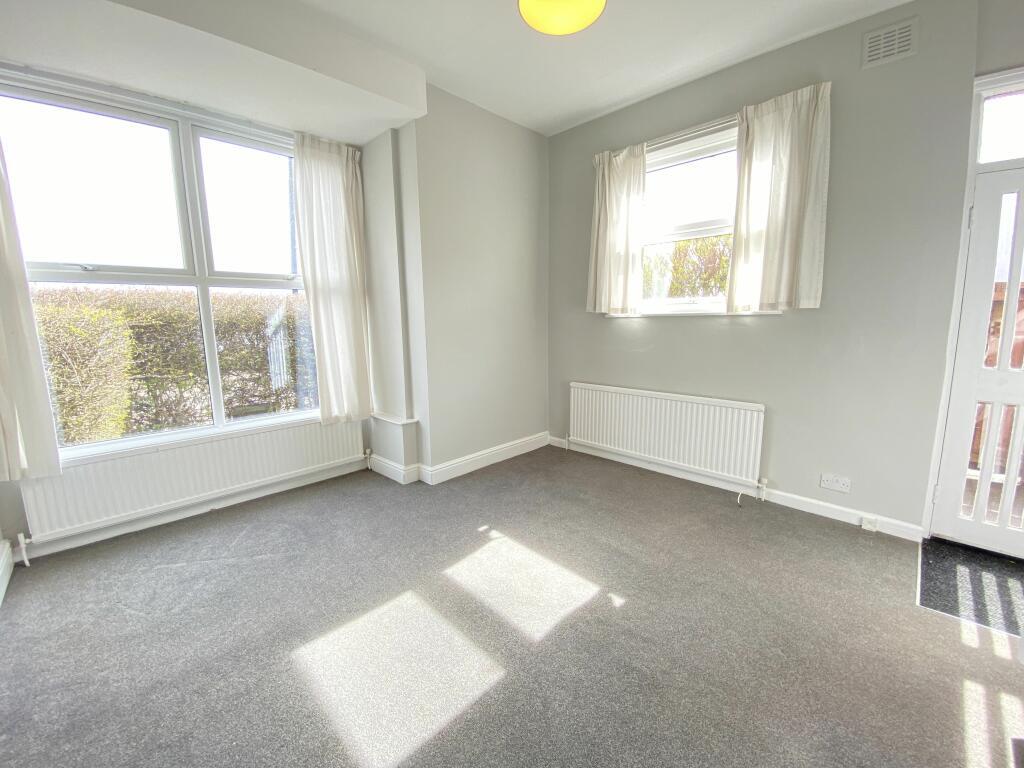 2 Lounge T202503211548.jpeg