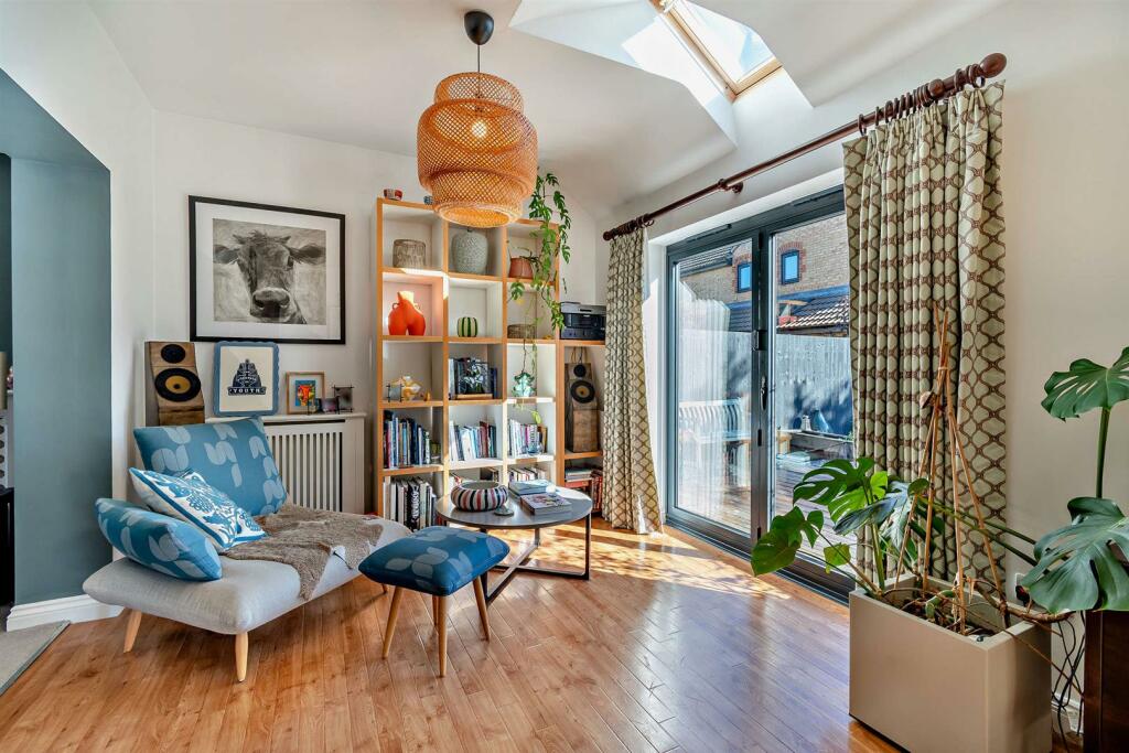 8622819-interior24-800.jpg