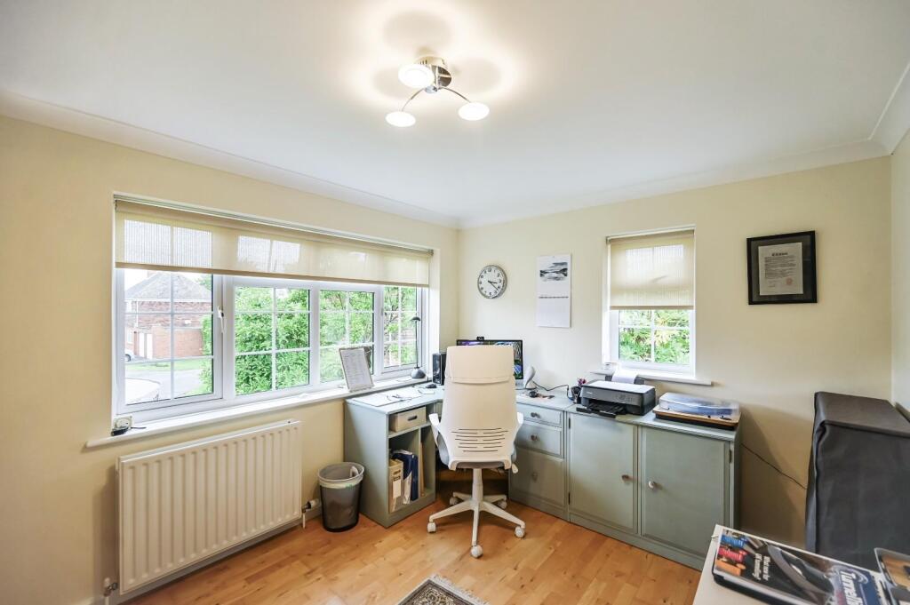 4 Church Close Ph96.jpg