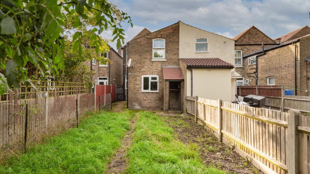 Flat 1, 75 Regina Road, Southall, UB2 5PW