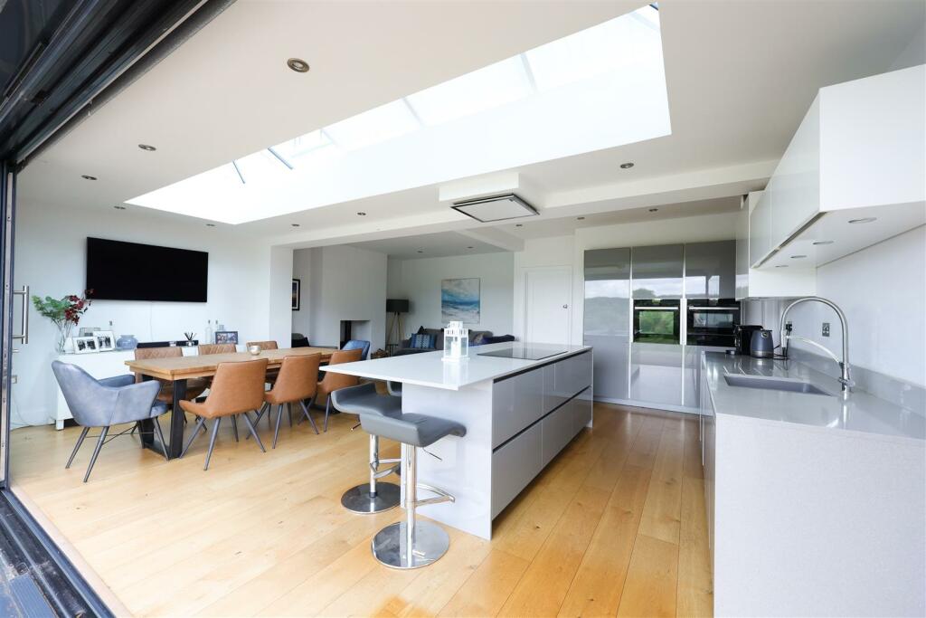 13 Red House Lane 17.JPG