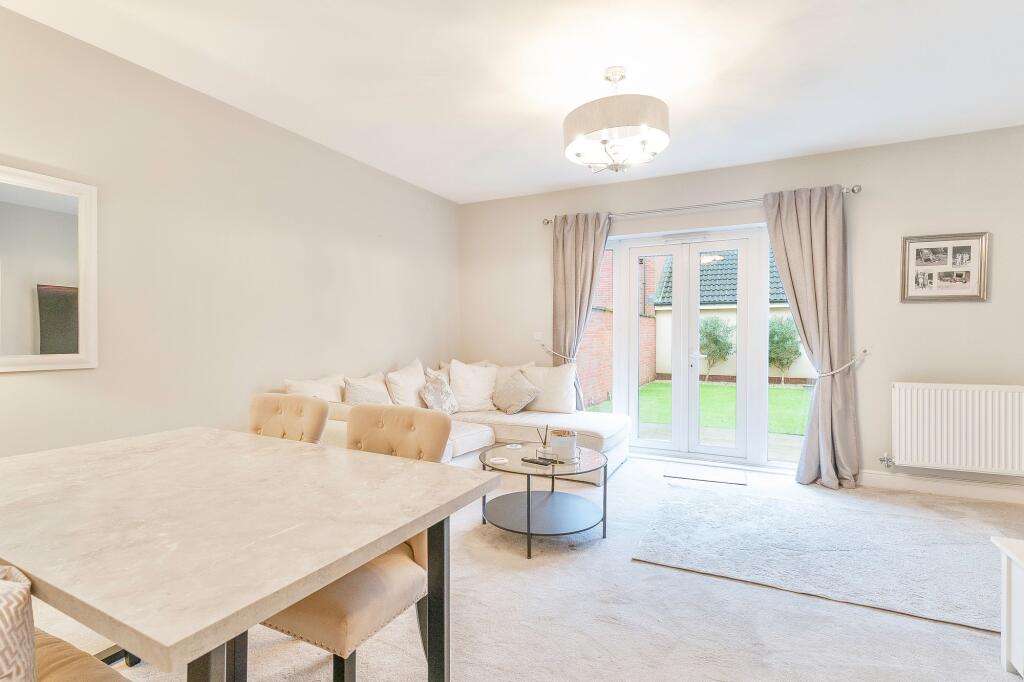 Lounge / Dinning Room