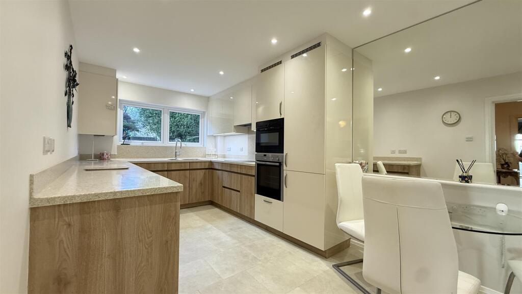 Kitchen1