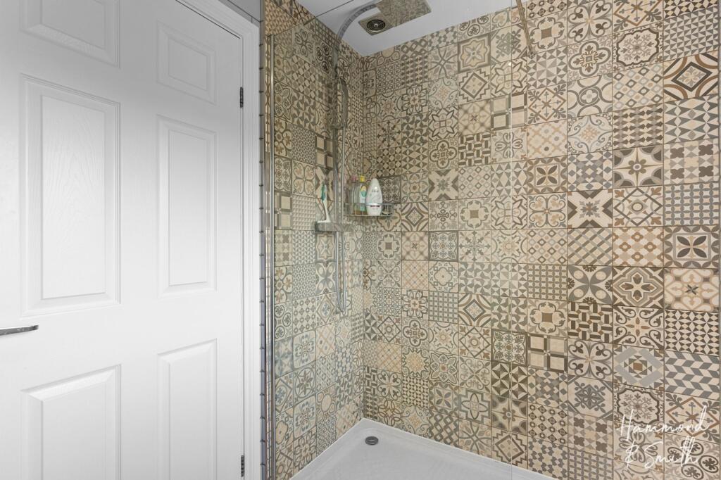 Ensuite Shower Room