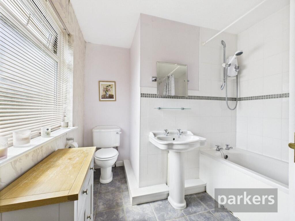 Ensuite