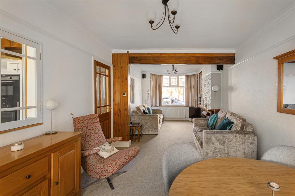 49_Greencliffe_Drive_19.jpg