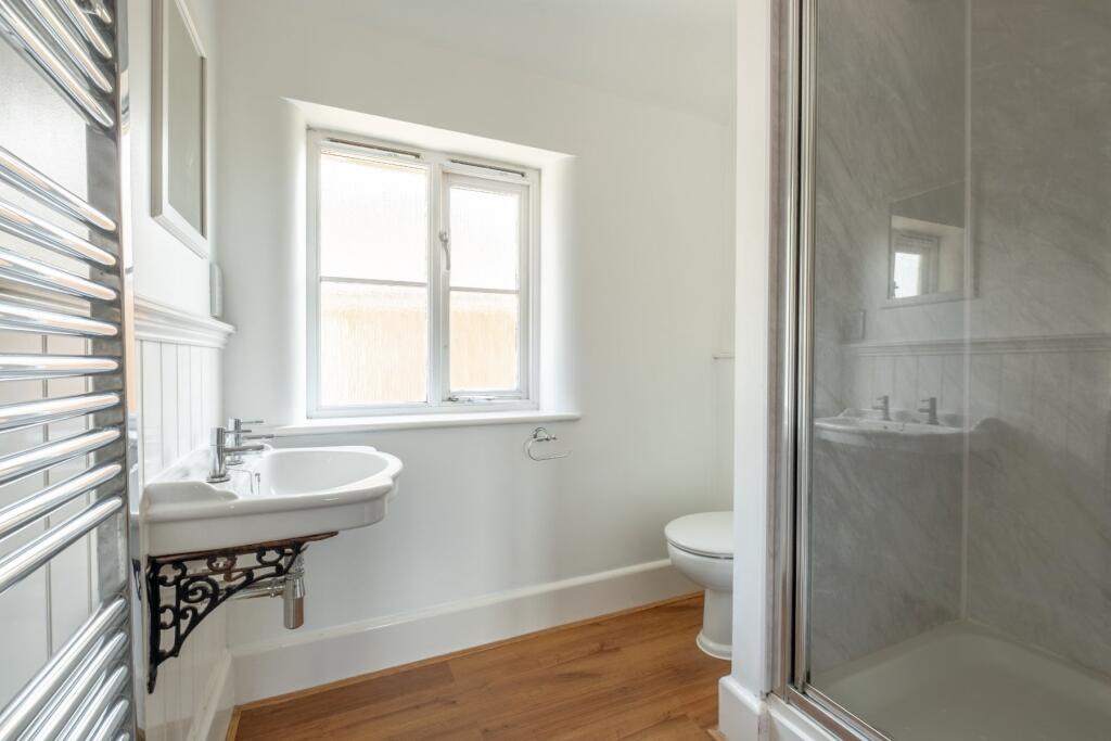 Ensuite