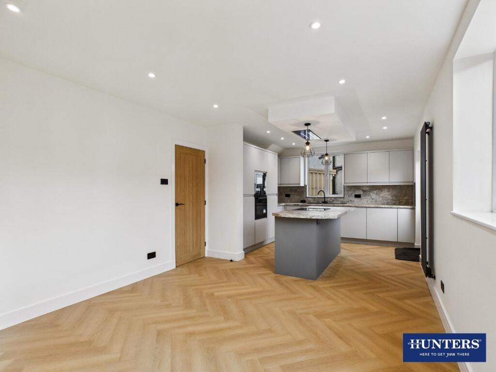 Kitchen, Dining Area