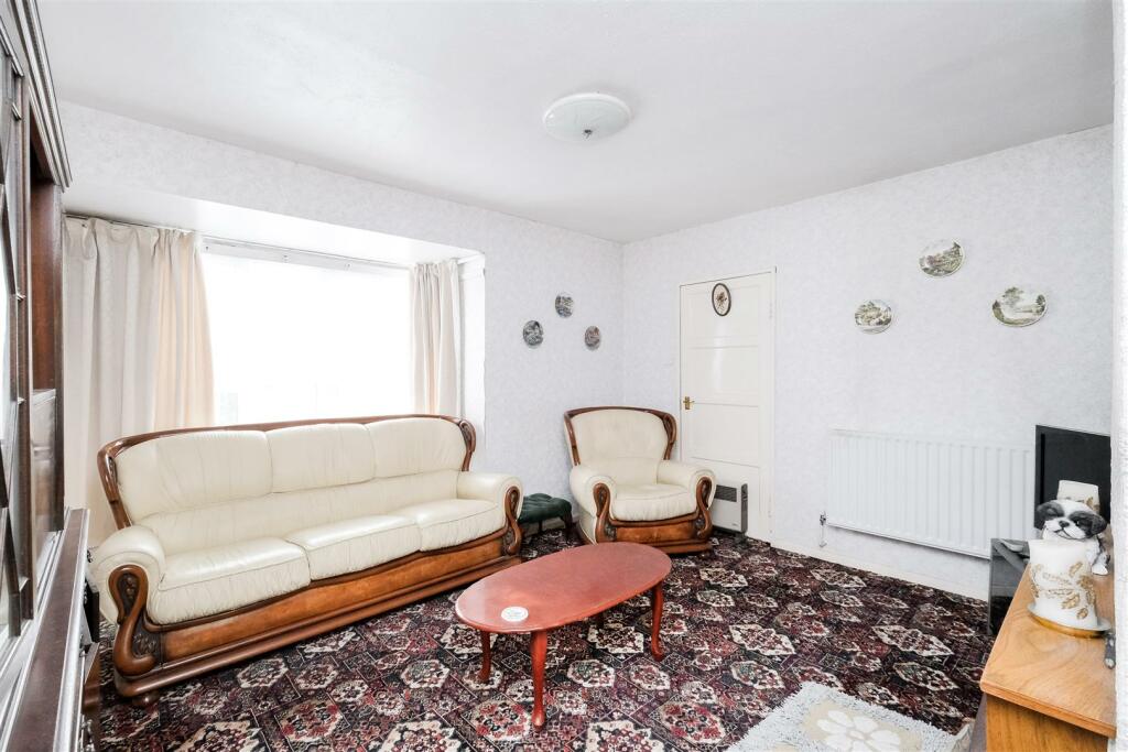 82 Millfield Avenue-2.jpg