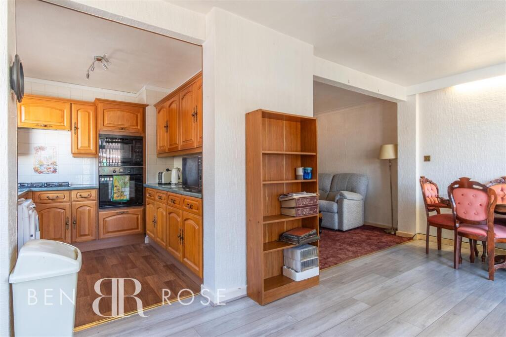 Lounge/Dining Room/Kitchen