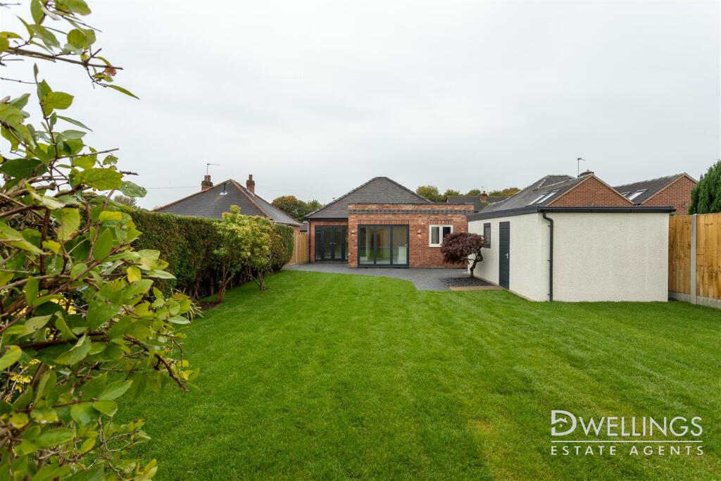BEECH DRIVE - REAR