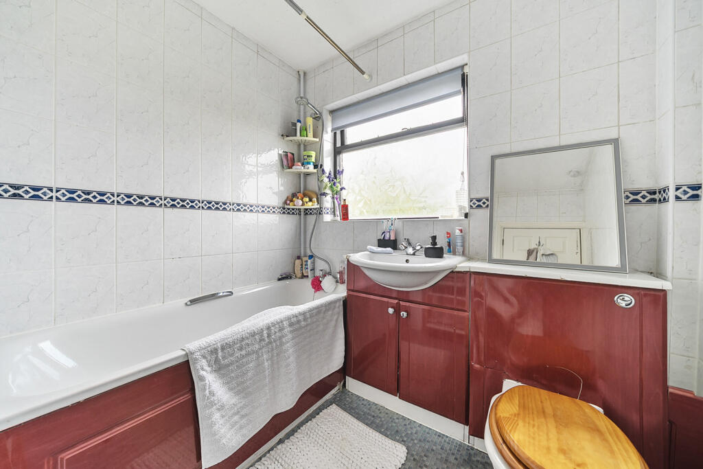 15-1306712-15-685...