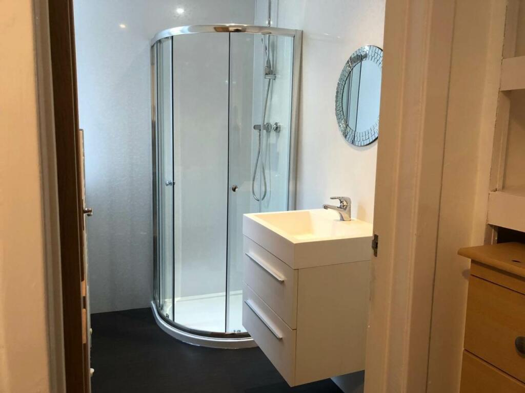 Ensuite