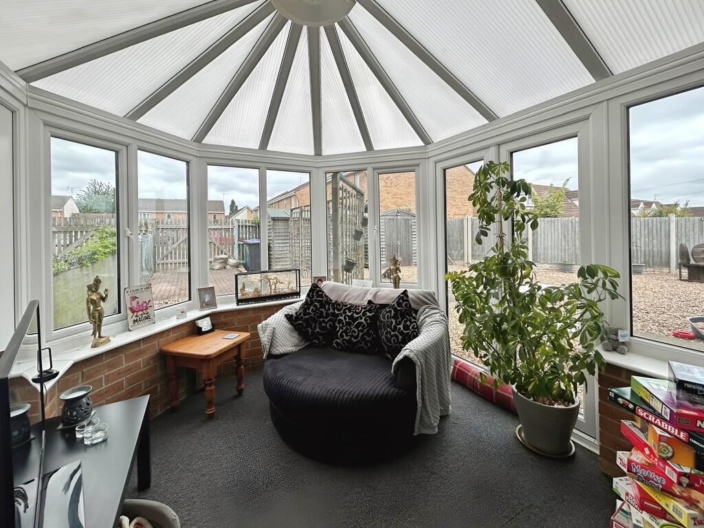 e9e86820-WhatsApp...