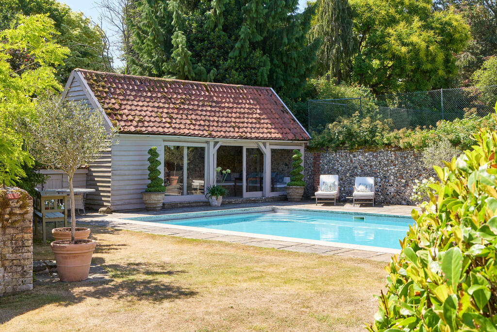 Moulton Hall 0907...