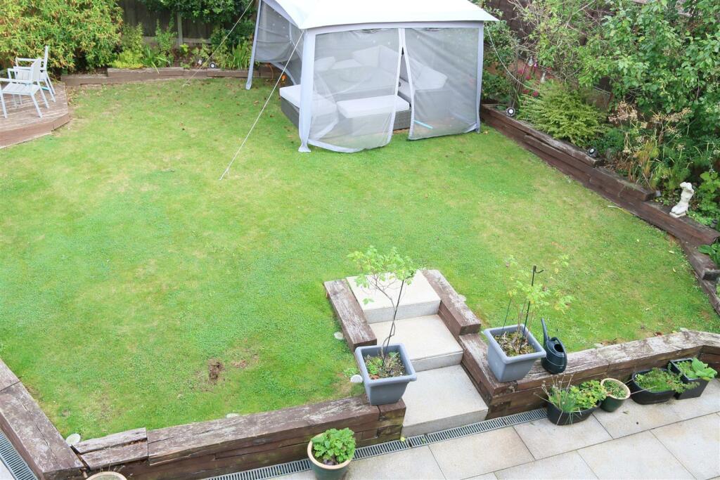 Garden 5.JPG