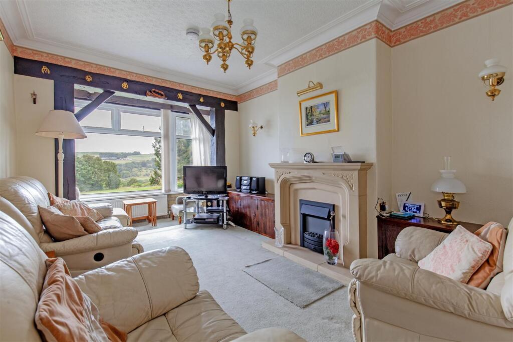 Reception Room-1.jpg