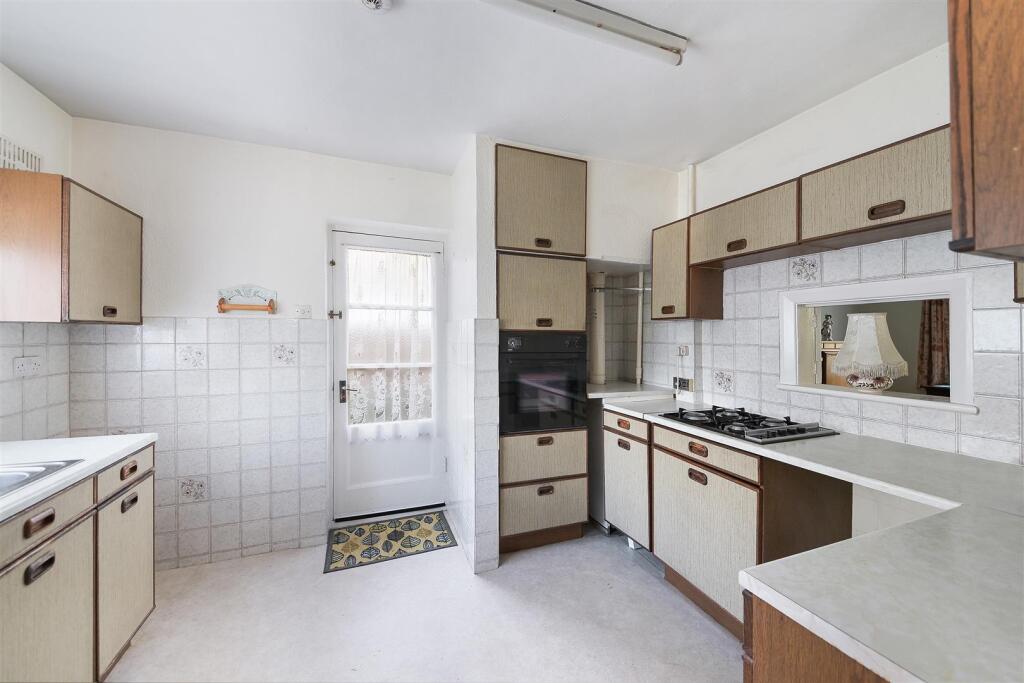 HILLSIDE,78- (1).jpg