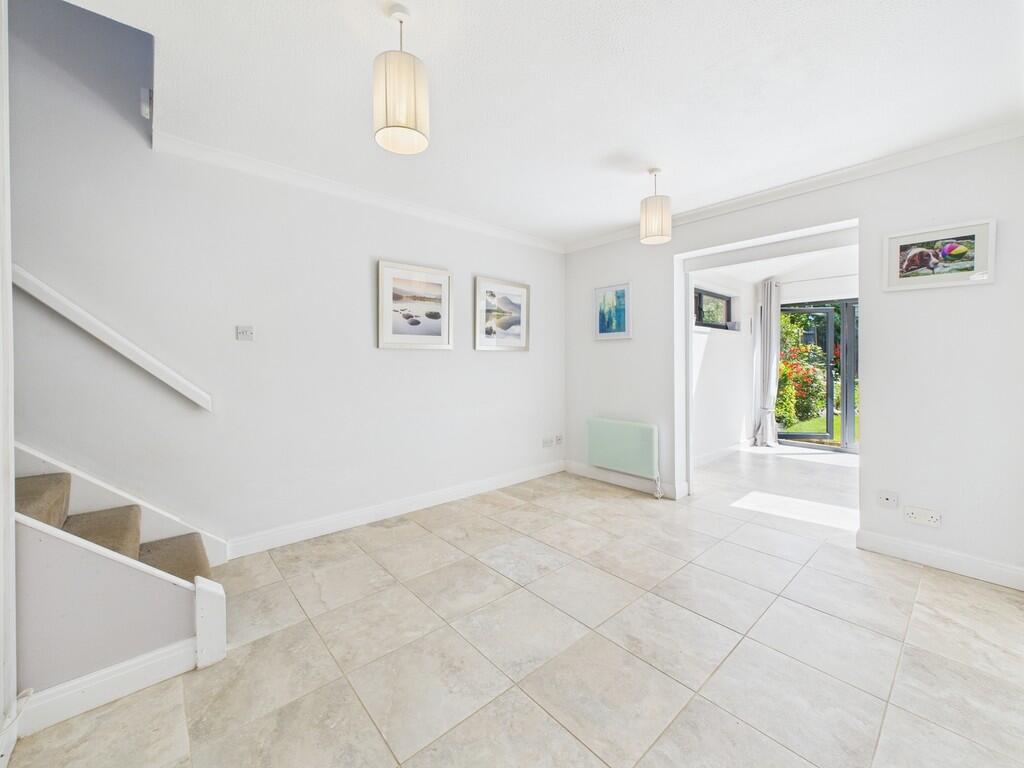 CAM02854G0-PR0413...