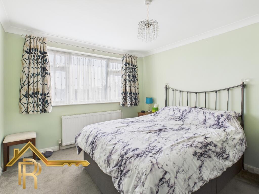 CAM03016G0-PR0046-STILL034