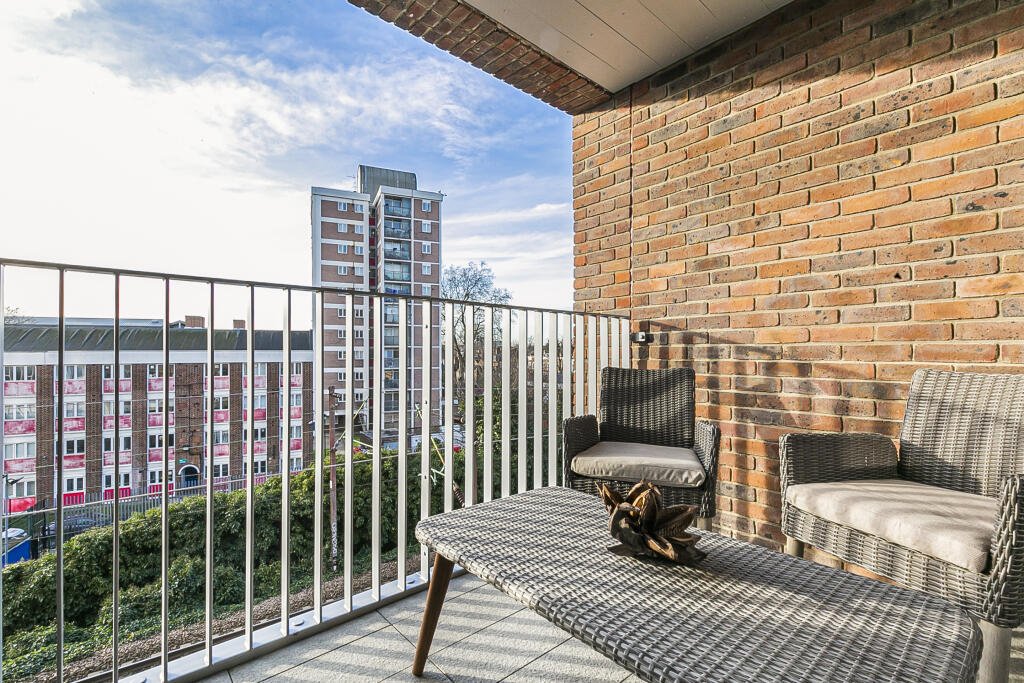 Parkhaus bedroom 1 (9).jpg