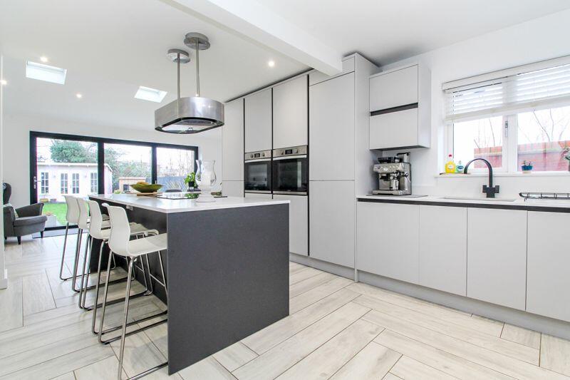 Kitchen/Diner/Family