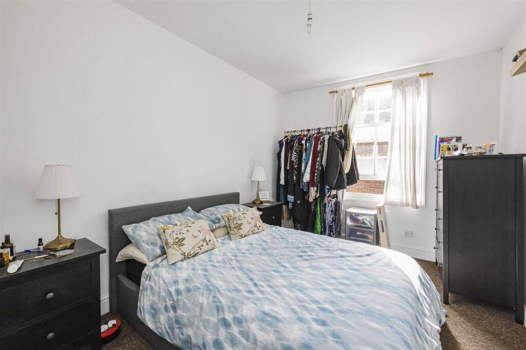 Flat C 9 Exmouth Street -002.JPG