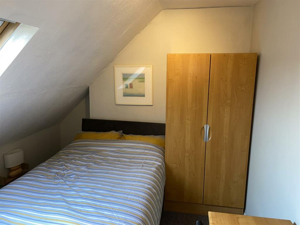 Room 1 attic rear (3).JPG