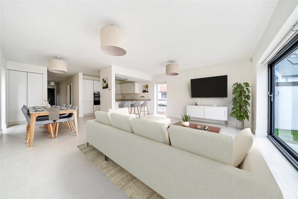 Living / Dining Room