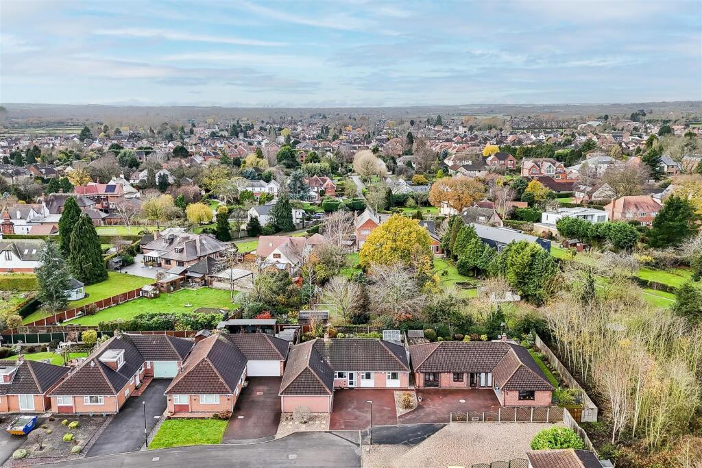 DJI_20251205114352_0132_D-DJI_20251205114352_0136_