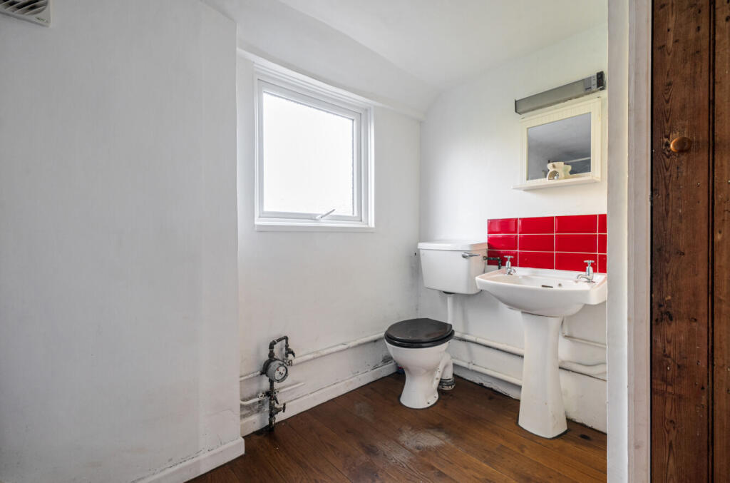 Downstairs Shower Rm