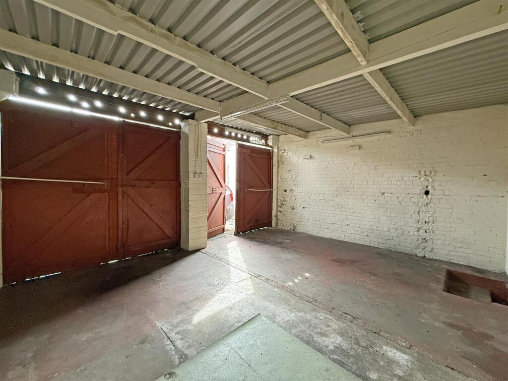 6 - Garage Site for Auction, Brislington, Bristol.
