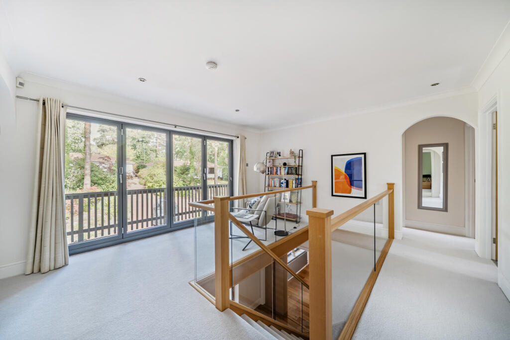 1348601-11-68bf1f...