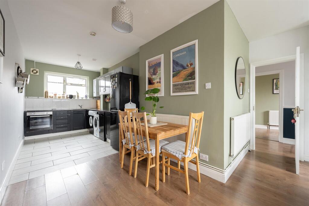 Brookscroft Road, E17